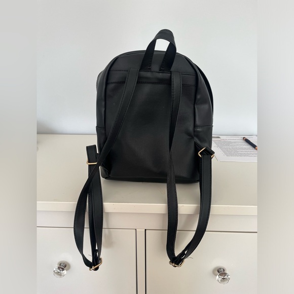 mini backpack in black. great for day trips/activities! - Picture 6 of 8